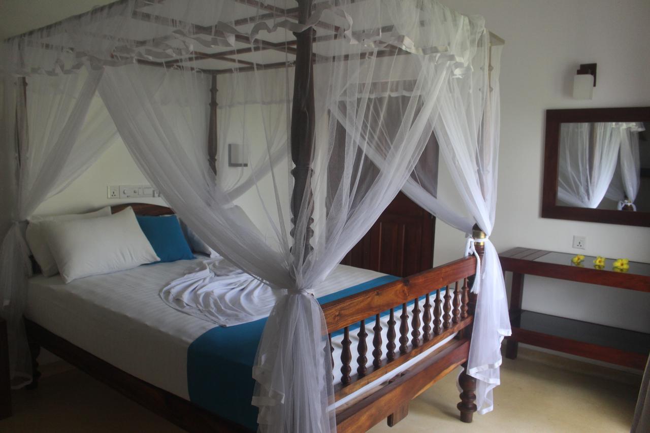 Malee Villa Matara Bagian luar foto